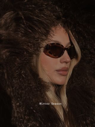 Kolekce Moja Moja. Showroom Praha nebo online na shopmojamoja.com